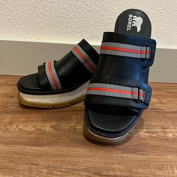 Sorel Joanie III platform sandals - Picture 2 of 9